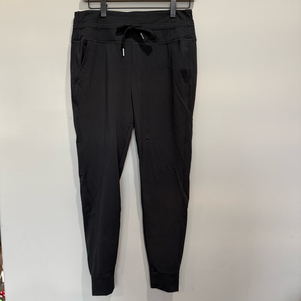 HALARA Women’s black joggers size large‎